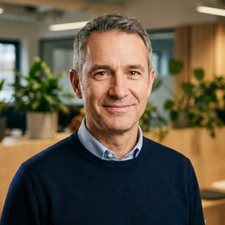 James Mitchell, direktor i čelnik tvrtke Zrelosjaj